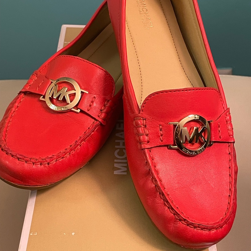 Michael Kors flats